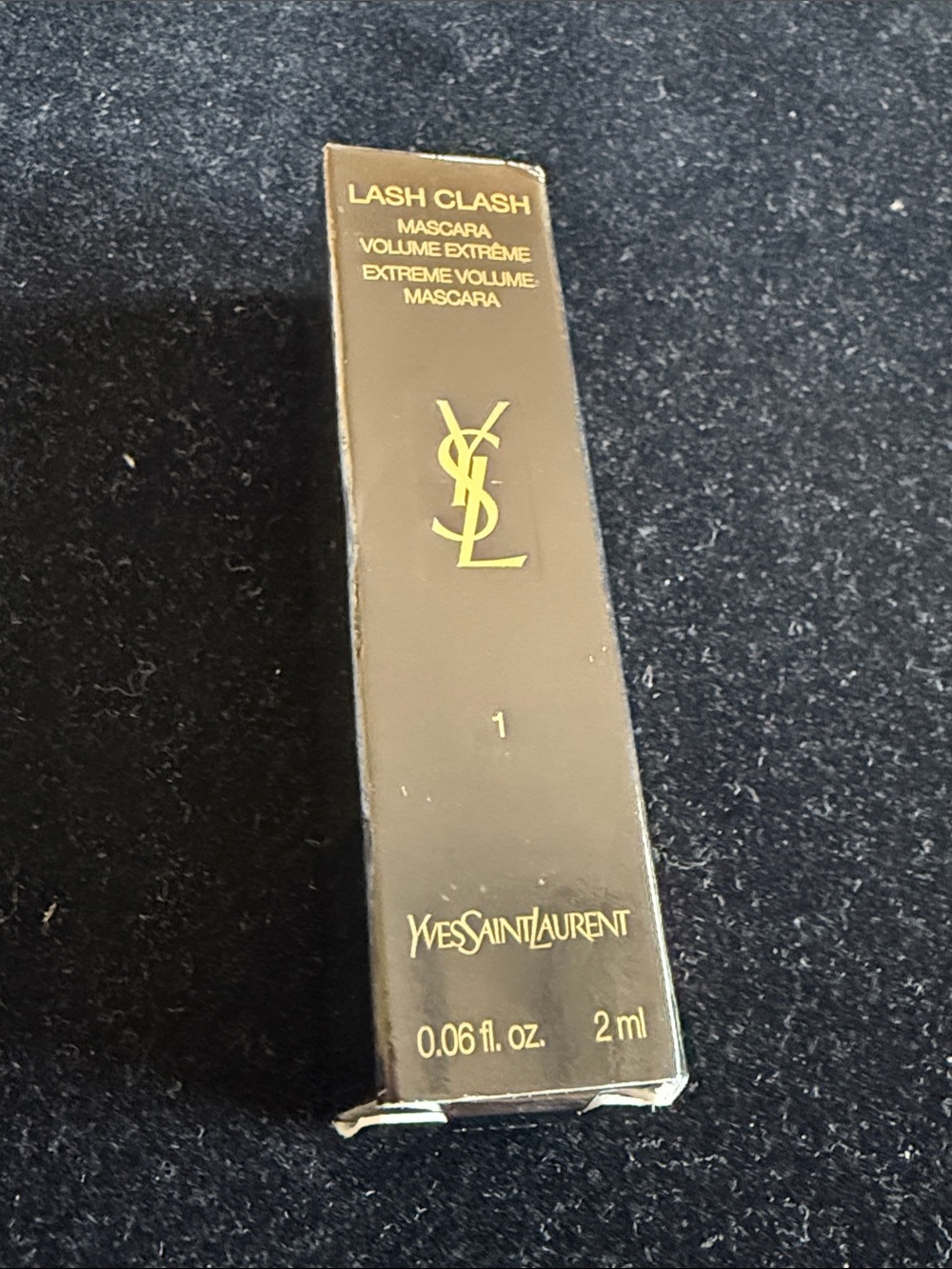 Yves Saint Laurent Lash Clash Mascara travel size — Black 1